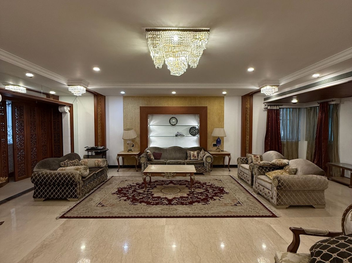 ₹29 CR 6BHK Luxury Duplex Penthouse in Bandra West, Mumbai